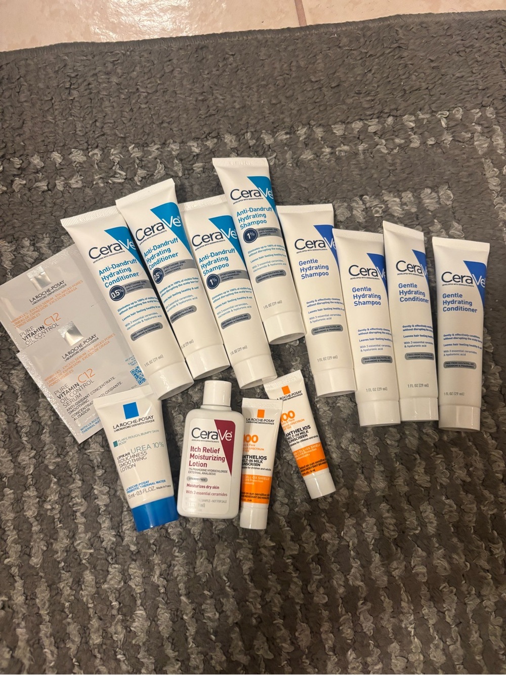 Assorted BRAND NEW CeraVe and Laroche Posay travel minis
